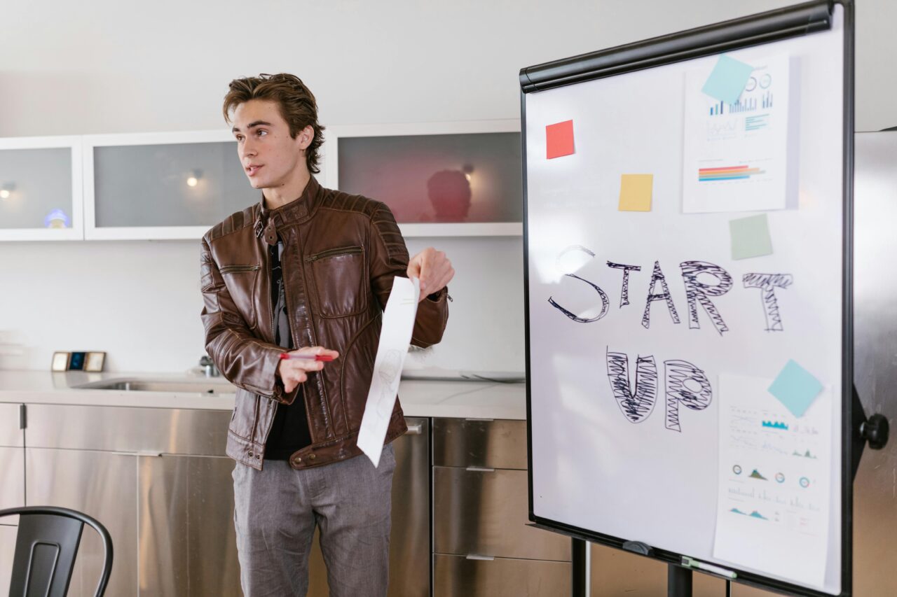 PropTech Startups Disrupting Agencies: How the Game is Changing